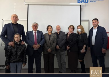 თურქი ექიმები – Prof. Dr. Selçuk Basa-სა და Prof. Dr. Altan Varol -ს ვიზიტი