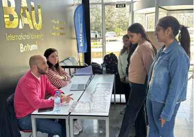 Students For Liberty-ის შეხვედრა ბაუში.